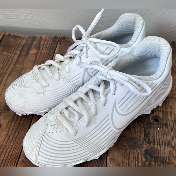 Nike Shoes Nike Hyperdiamond Yth 5 Softball Cleat Poshmark